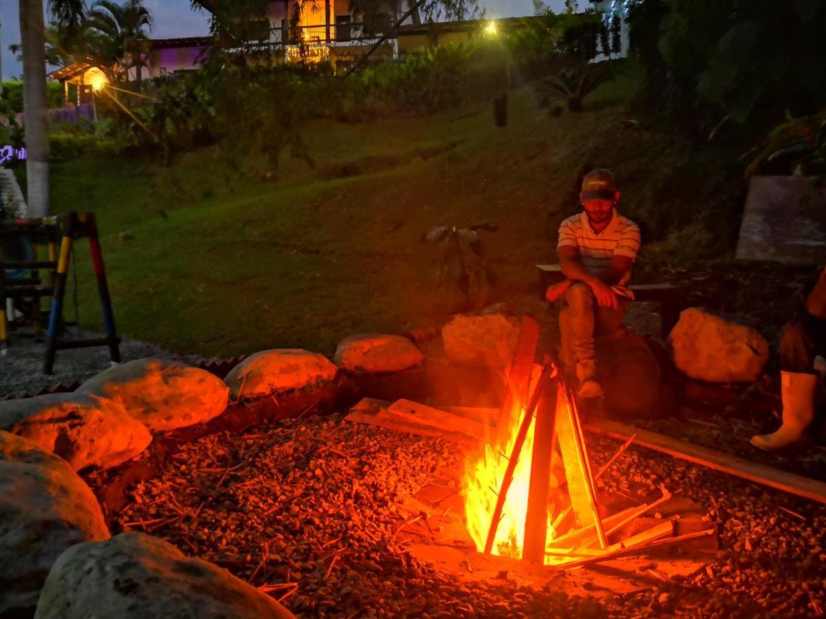 Loma Verde Premium Hotel Quimbaya Bagian luar foto